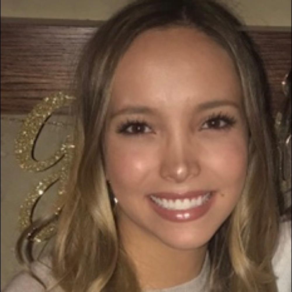Meet your Posher, Caroline